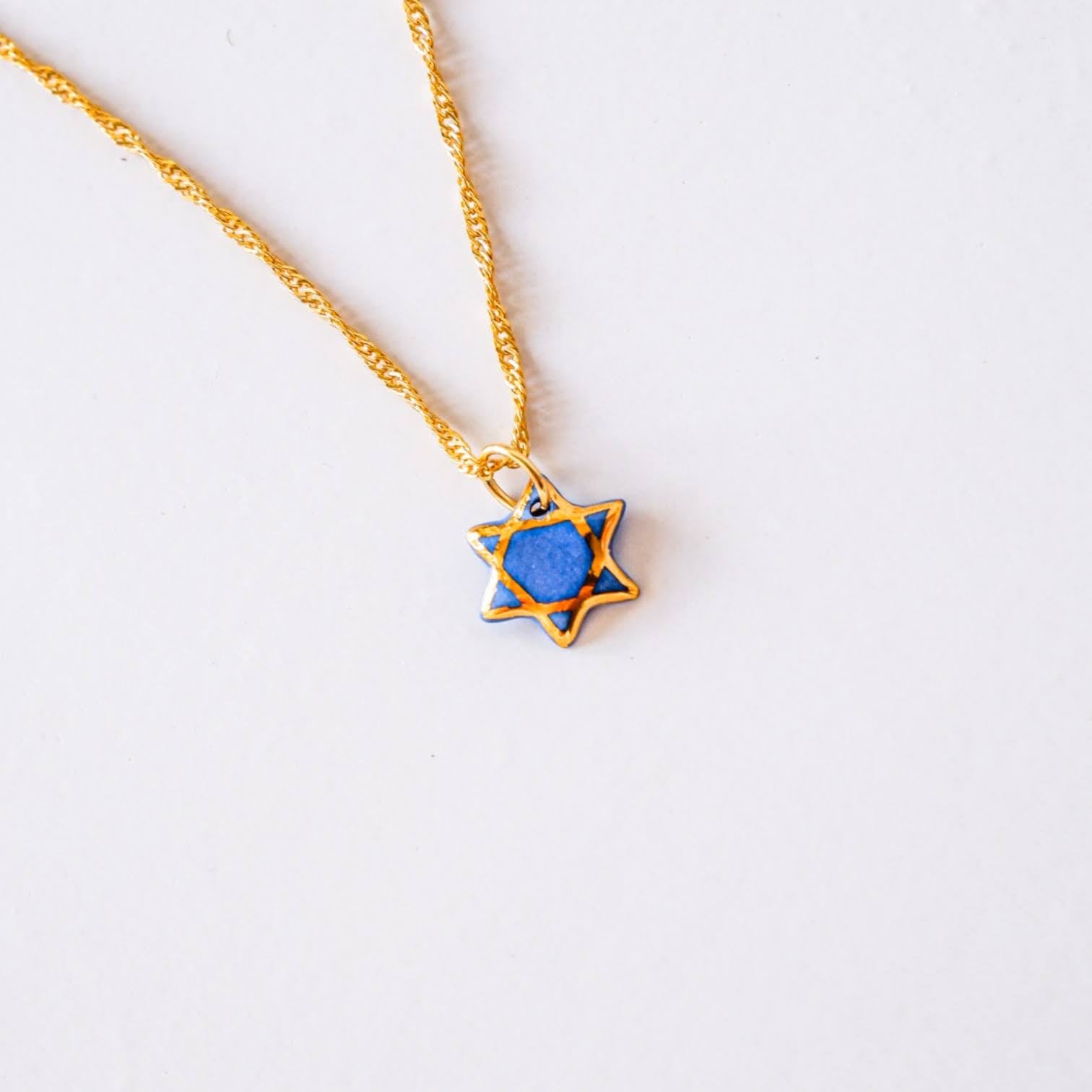 230 Magen David Necklace Stock Photos, High-Res Pictures, and Images -  Getty Images